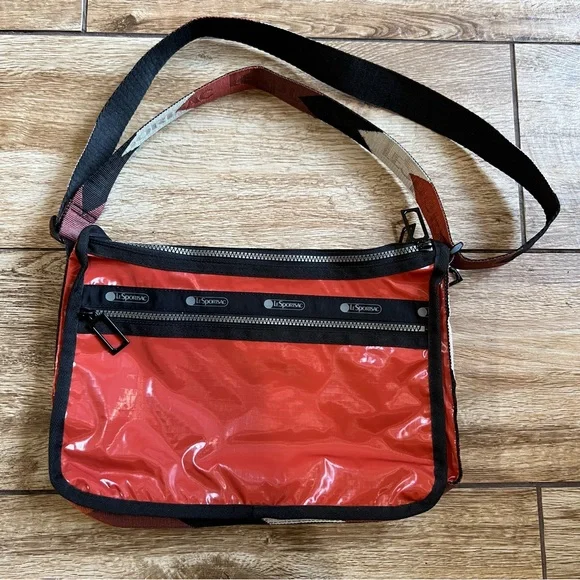 Lesportsac Deluxe Everyday Bag Messenger Bag Aztec Burnt Orange - Picture 5 of 16